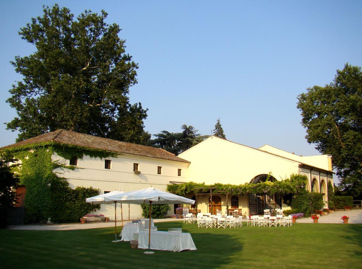 Schiavi * Sermide
