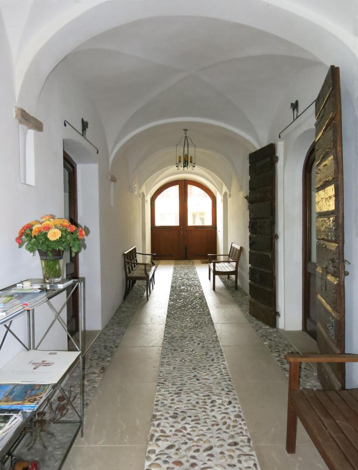 Inn Schiavi *