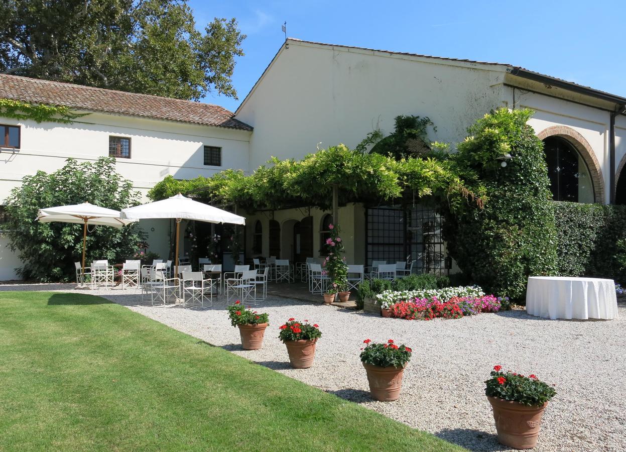 Schiavi Inn Sermide